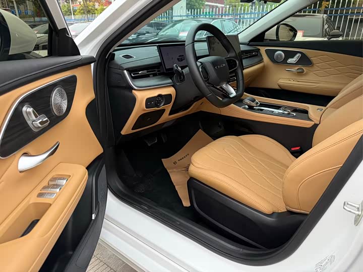 Chery Arrizo 8 2025 2025款 1.6T DCT 豪华型