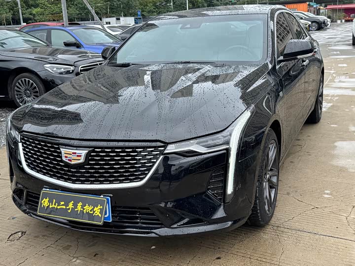2023 Cadillac CT4