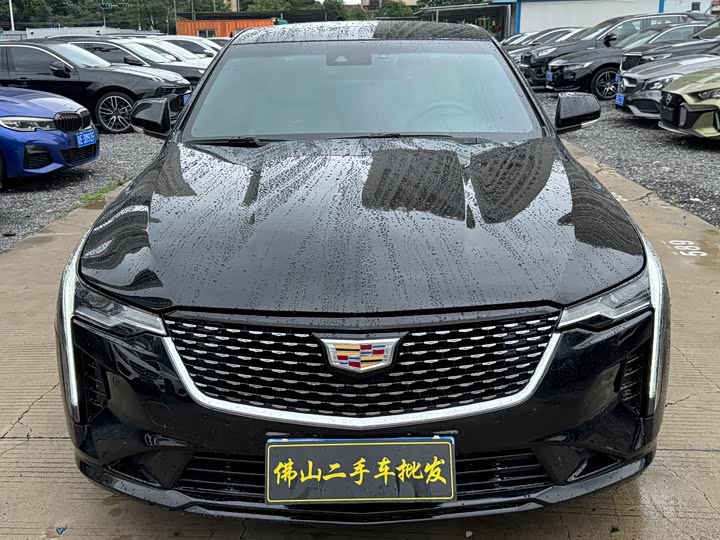 2023 Cadillac CT4