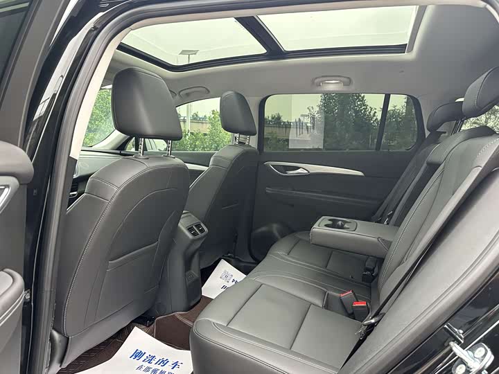 Buick Envision Plus 2025 2025款 昂科威Plus 28T 四驱白金版