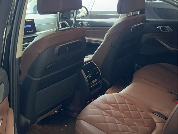 BMW X7 2024 2024款 xDrive40i 领先型豪华套装