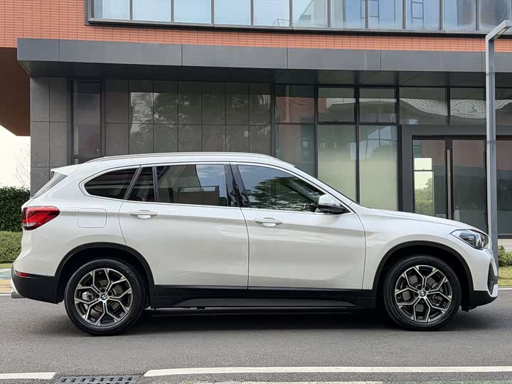 Zdjęcie 5 - BMW X1