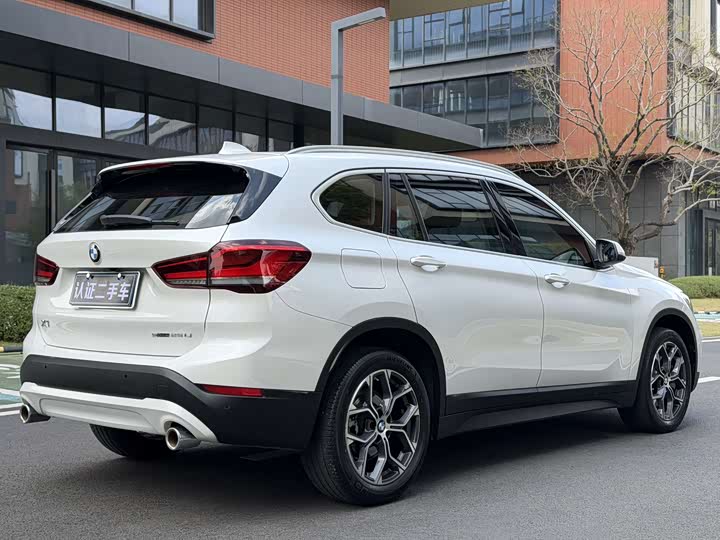 Zdjęcie 6 - BMW X1