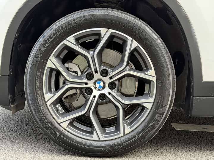Zdjęcie 7 - BMW X1