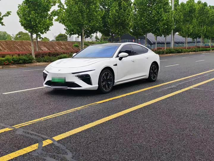 Hozon S 2022 2022款 增程版 1160km 后驱大版