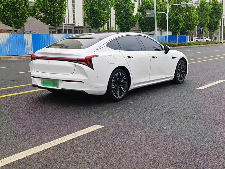 Hozon S 2022 2022款 增程版 1160km 后驱大版
