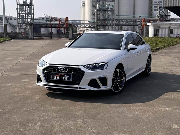 Zdjęcie 1 - Audi A4L