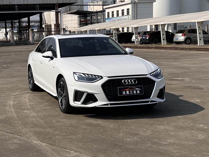 Zdjęcie 3 - Audi A4L