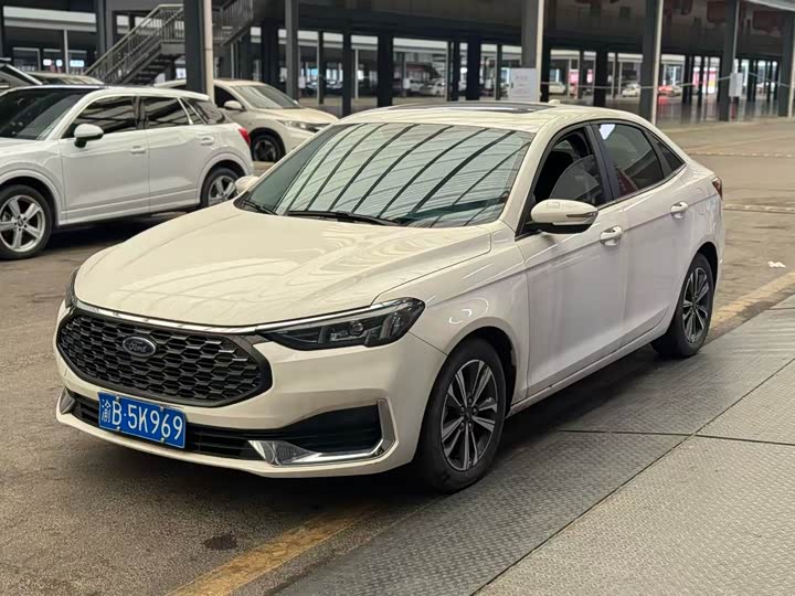 2021 Ford Escort