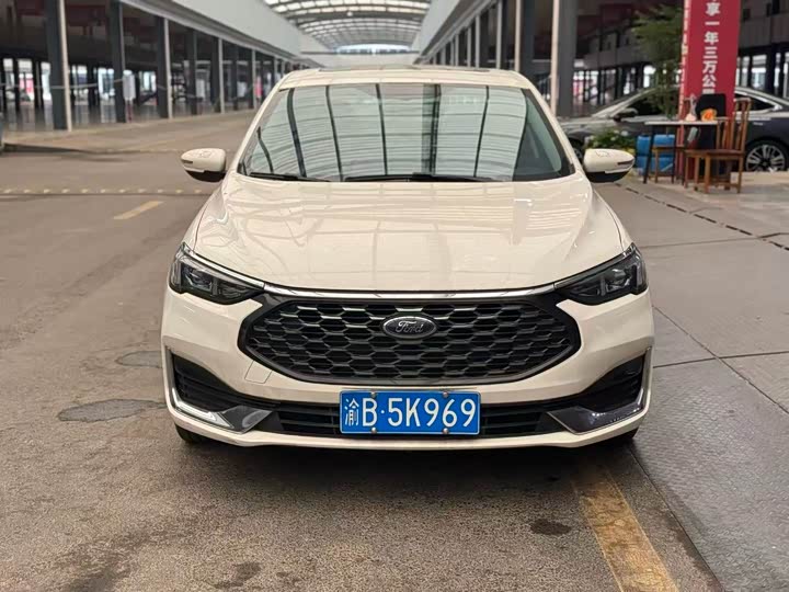2021 Ford Escort
