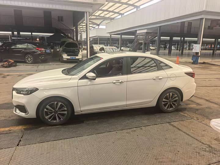 2021 Ford Escort