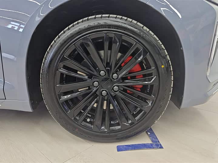 Geely Preface L 2024 2024款 油混 1.5TD 天宫版