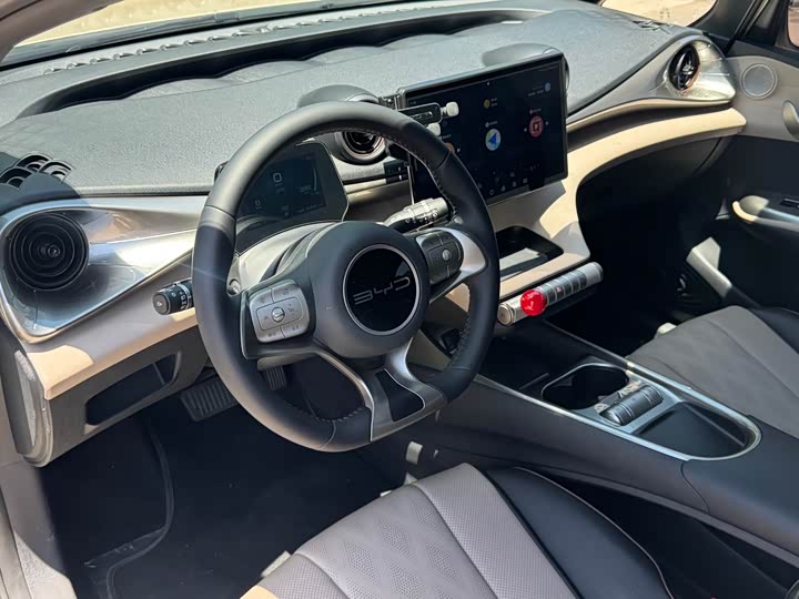 Фото 4 - BYD Dolphin