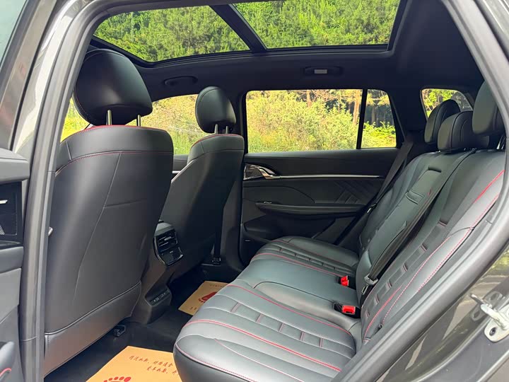 Roewe RX5 Max 2022 2022款 2.0T 自动有为至尊版