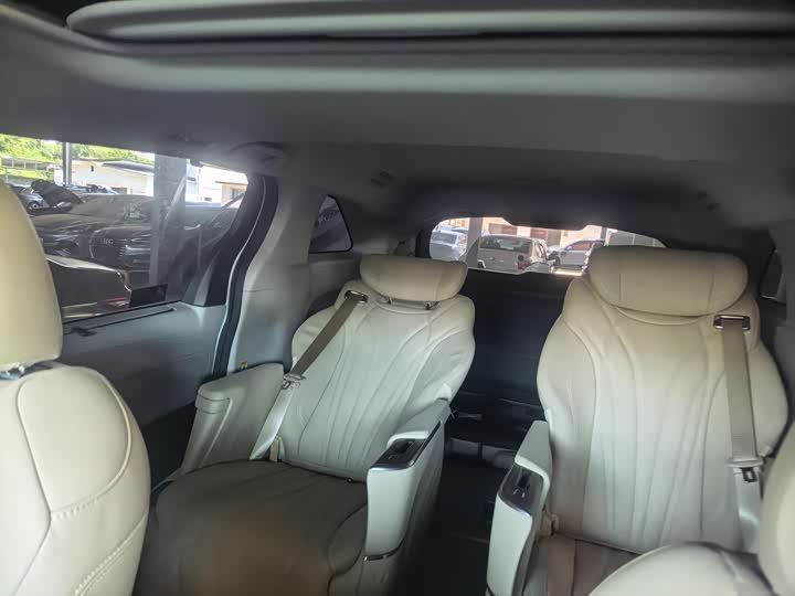 Toyota Sienna 2021 2021款 2.5L混动 豪华版