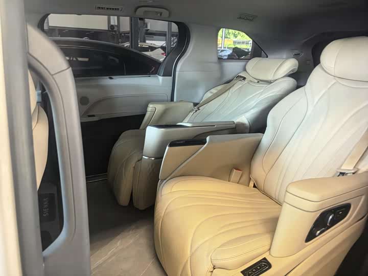 Toyota Sienna 2021 2021款 2.5L混动 豪华版