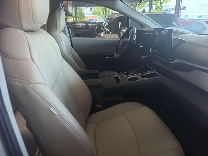 Toyota Sienna 2021 2021款 2.5L混动 豪华版