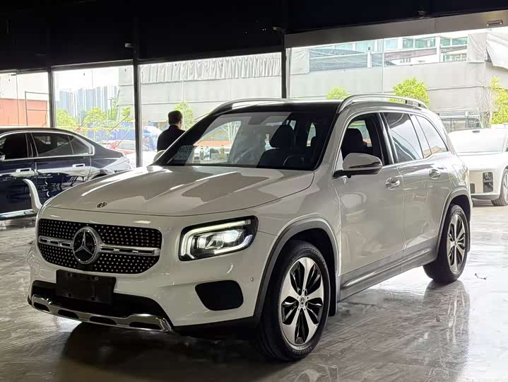 Mercedes-Benz GLB-Class 2022 2022款 GLB 220 时尚型