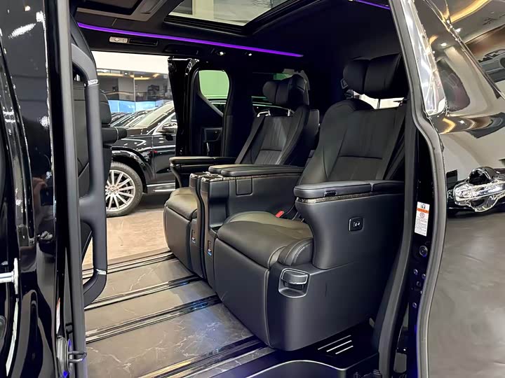 Toyota Alphard 2021 2021款 双擎 2.5L 臻享版