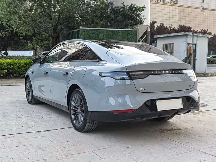 Leapmotor C01 2024 2024款 增程 316尊享版