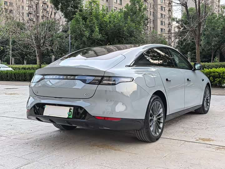 Leapmotor C01 2024 2024款 增程 316尊享版