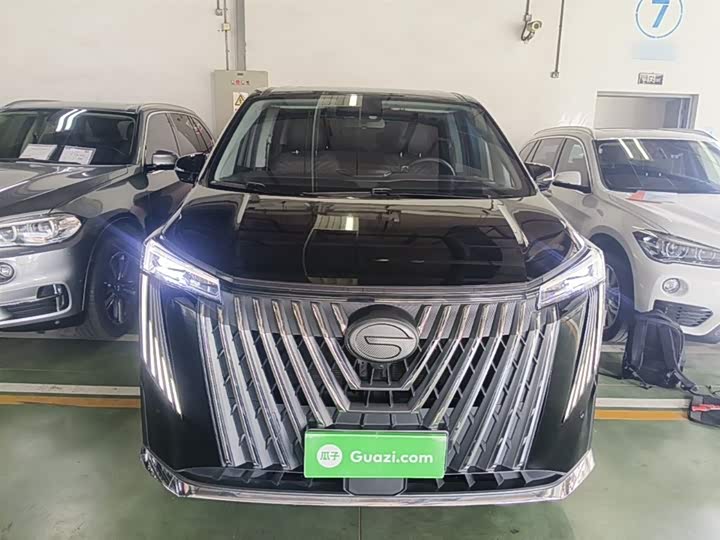 Фото 3 - GAC Trumpchi M8