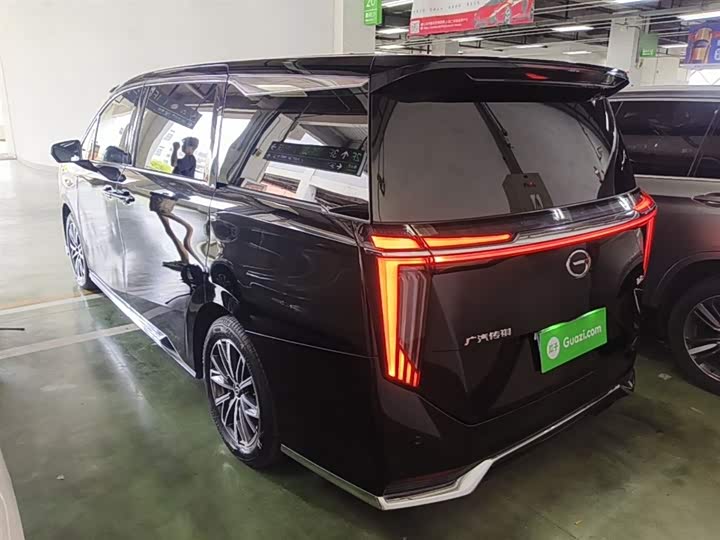Фото 5 - GAC Trumpchi M8