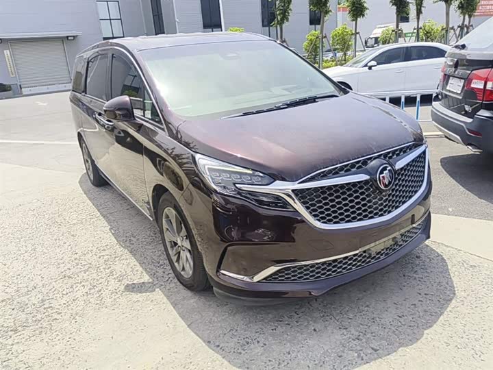 Фото 4 - Buick GL8 ES