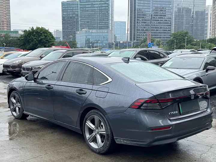 Фото 5 - Honda Accord Hybrid