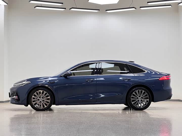 Geely Galaxy A7 2025 2025款 EM-i 150km 星舰版