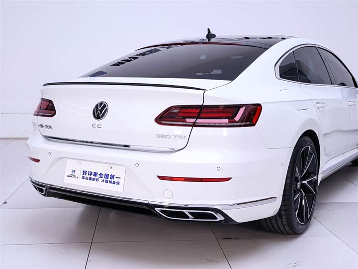 Фото 8 - Volkswagen CC