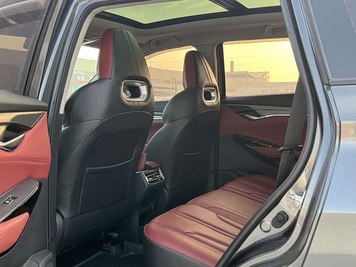 Фото 7 - Changan CS75 Plus