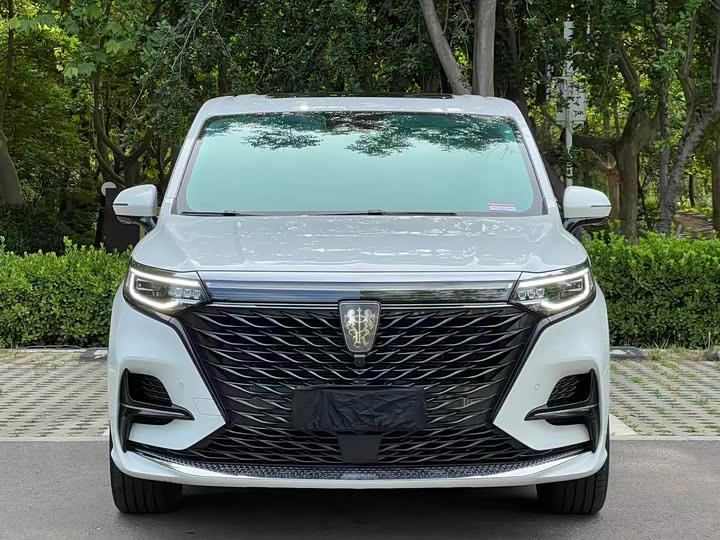 Photo 2 - Roewe iMax 8