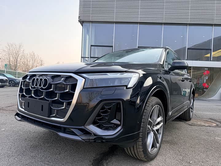Audi Q7 2025 2025款 55 TFSI quattro S line运动型