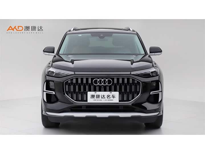 Фото 2 - Audi Q6