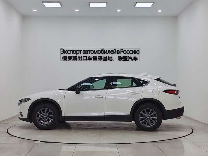 Mazda CX-4 2021 2021款 2.0L 自动两驱蓝天活力版