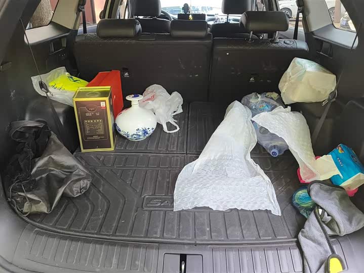 Фото 4 - Hyundai Santa Fe