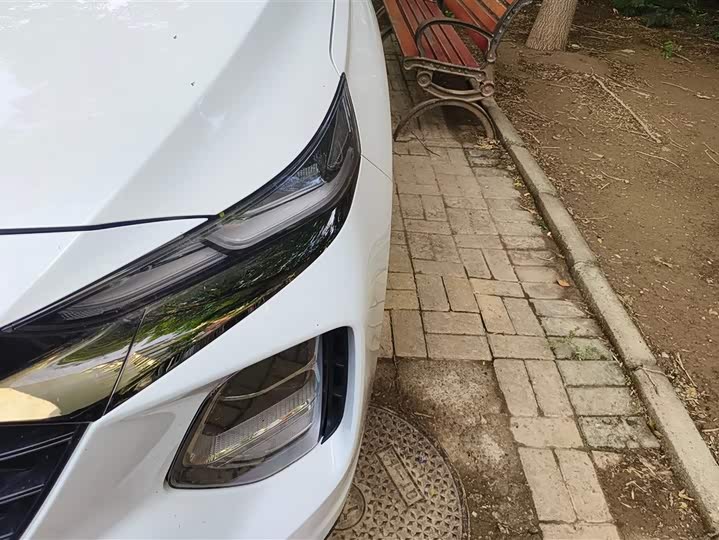 Фото 5 - Hyundai Santa Fe