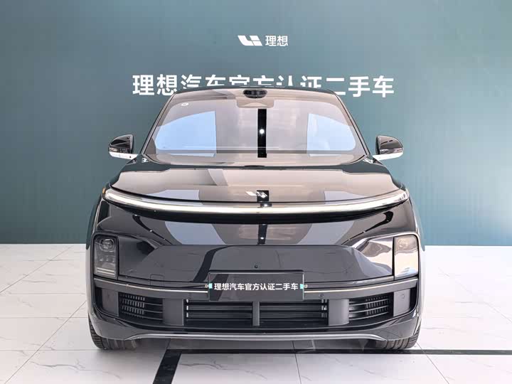 LiXiang L8 2025 2025款 Pro 智能焕新版