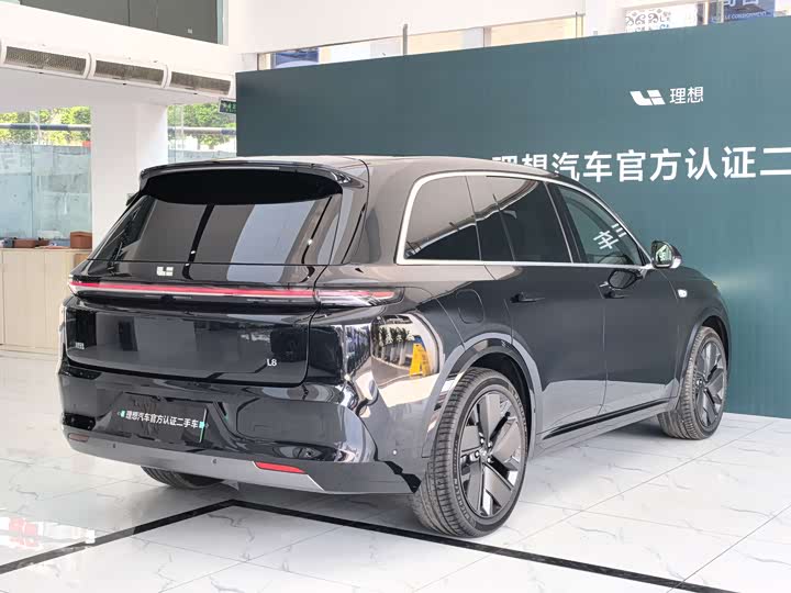 LiXiang L8 2025 2025款 Pro 智能焕新版