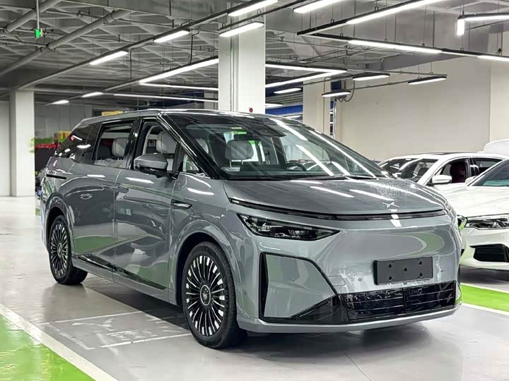2026 XPeng X9