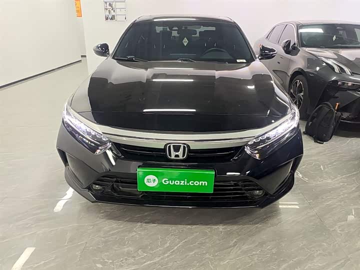 Photo 3 - Honda Inspire