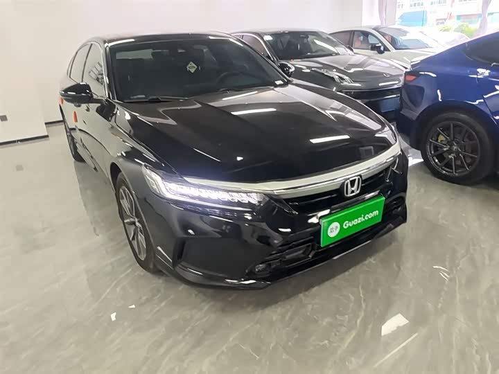 Photo 4 - Honda Inspire