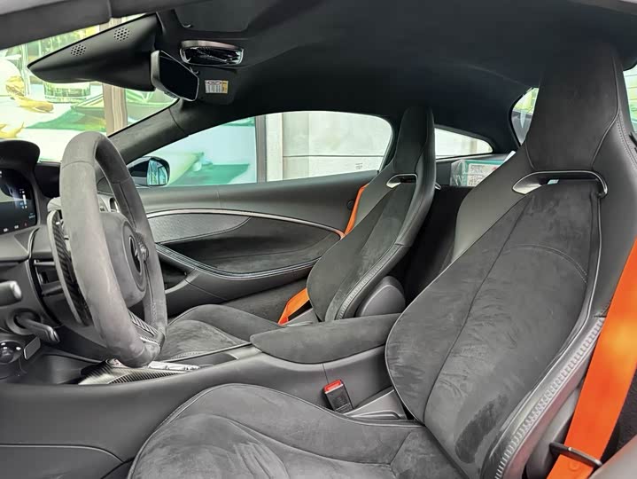 McLaren Artura 2023 2023款 3.0T Hybrid 标准型