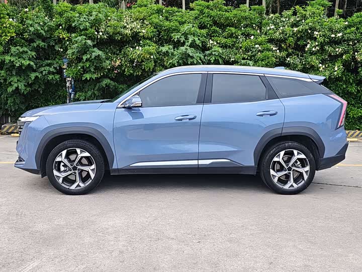 Zdjęcie 4 - Geely Atlas L