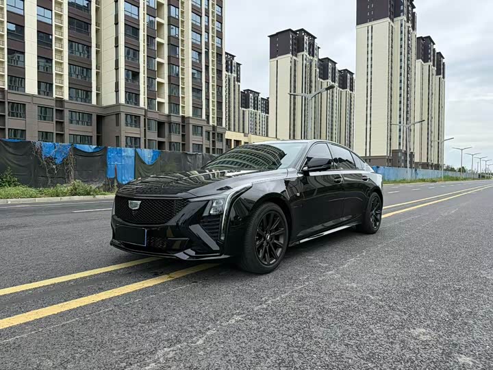 Cadillac CT5 2025 2025款 28T 赛道性能版