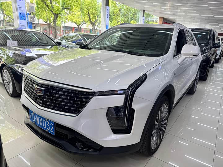 Cadillac XT4 2024 2024款 28T 两驱尊贵型