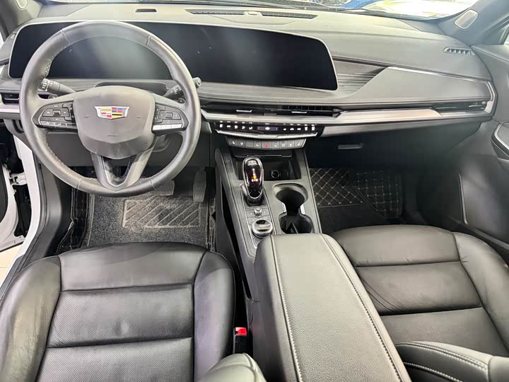 Cadillac XT4 2024 2024款 28T 两驱尊贵型