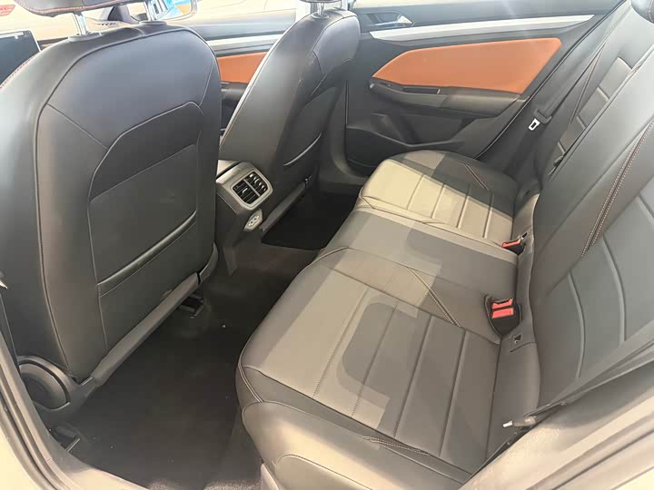 Volkswagen Bora 2026 2026款 200TSI DSG悦行导航版