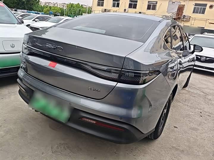 BYD Seal 05 DM-i Hybrid 2025 2025款 DM-i 智驾版 55KM豪华型
